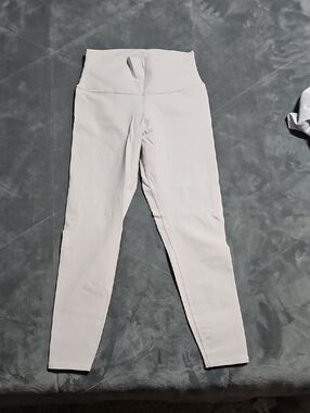 ALO YOGA PANTS